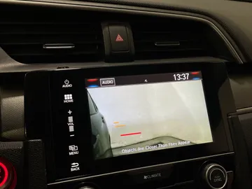 2018 Honda Civic - image 20
