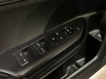 2020 Honda Civic - image 24