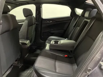 2020 Honda Civic - image 16