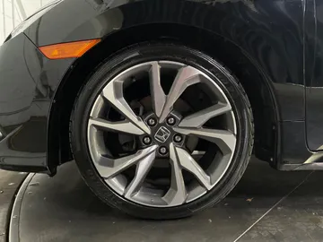 2021 Honda Civic - image 7