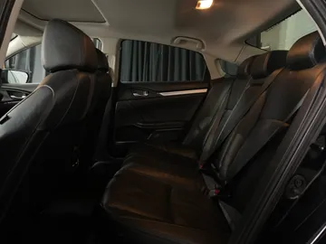 2021 Honda Civic - image 16