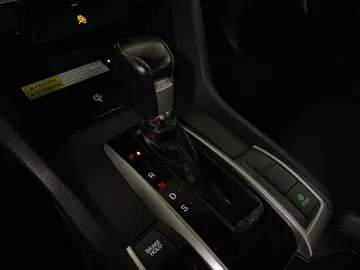 2021 Honda Civic - image 29