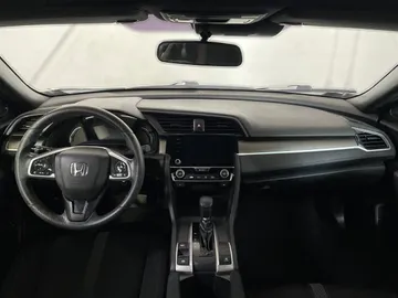 2020 Honda Civic - image 4