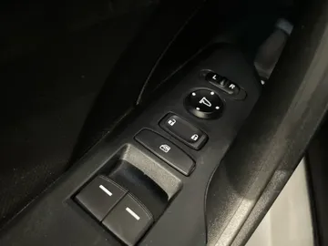 2020 Honda Civic - image 18