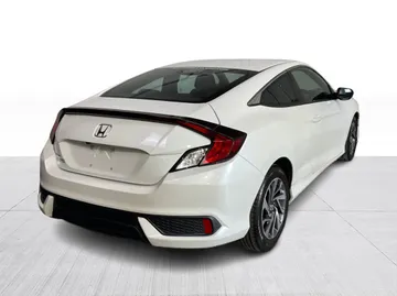 2020 Honda Civic - image 13