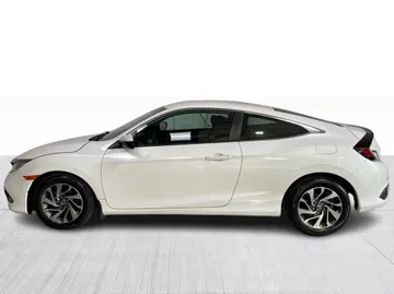 2020 Honda Civic - image 9