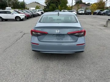 2024 Honda Civic - image 4