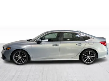 2022 Honda Civic - image 11