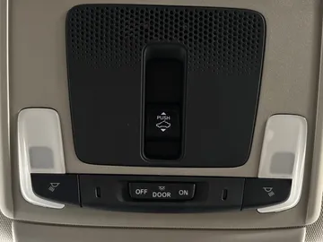 2023 Honda Civic - image 17