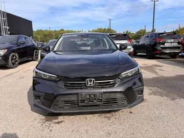 2022 Honda Civic - image 2