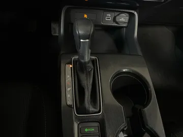 2024 Honda Civic - image 25