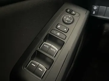 2024 Honda Civic - image 22