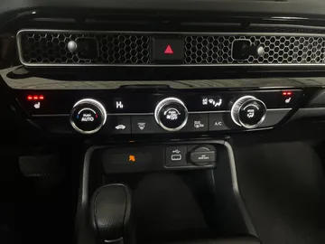 2024 Honda Civic - image 20