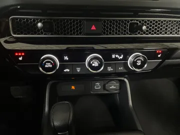 2024 Honda Civic - image 20