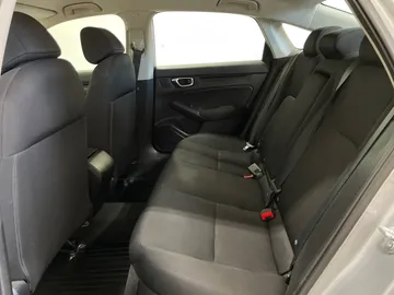 2022 Honda Civic - image 15