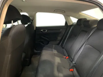 2022 Honda Civic - image 11