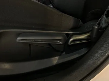 2022 Honda Civic - image 16