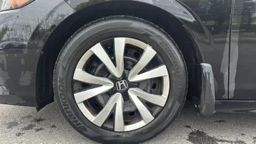 2022 Honda Civic - image 7