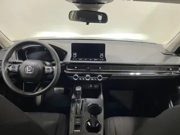 2022 Honda Civic - image 4