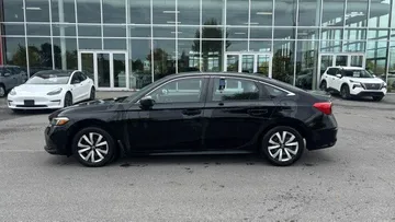 2022 Honda Civic - image 4