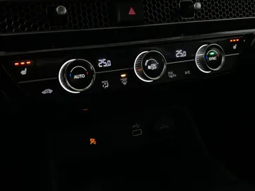 2022 Honda Civic - image 24