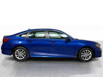 2022 Honda Civic - image 2