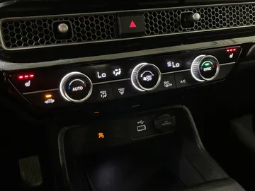 2024 Honda Civic - image 21