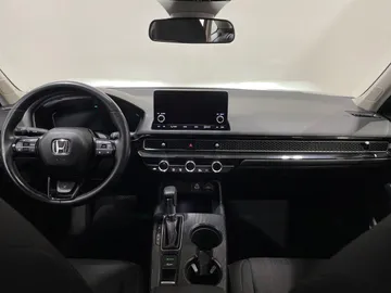 2024 Honda Civic - image 4