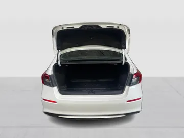 2022 Honda Civic - image 13