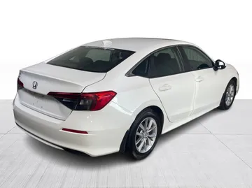 2022 Honda Civic - image 14