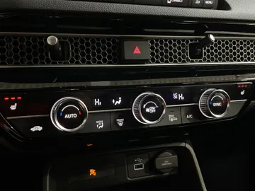 2024 Honda Civic - image 21