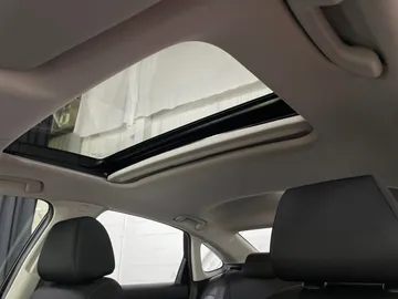 2024 Honda Civic - image 6