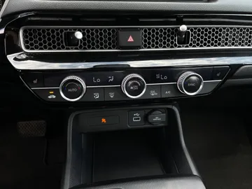 2024 Honda Civic - image 21
