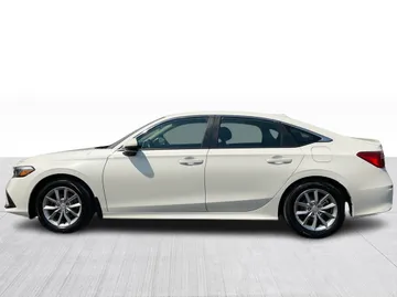2024 Honda Civic - image 11