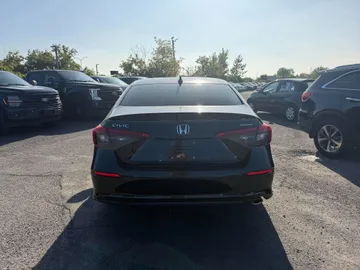 2022 Honda Civic - image 6