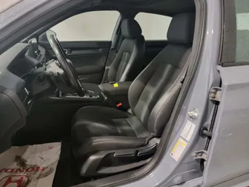 2023 Honda Civic - image 6