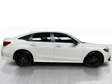 2023 Honda Civic - image 2