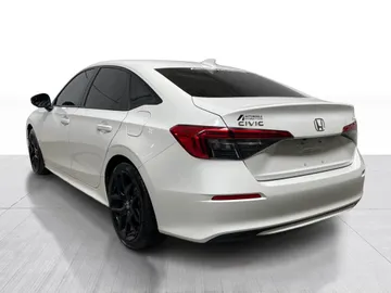 2023 Honda Civic - image 12