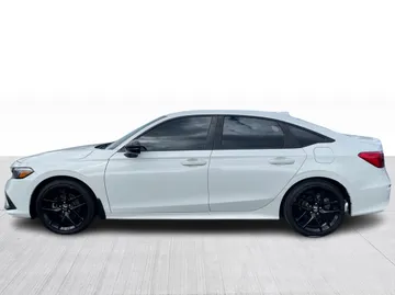 2024 Honda Civic - image 11