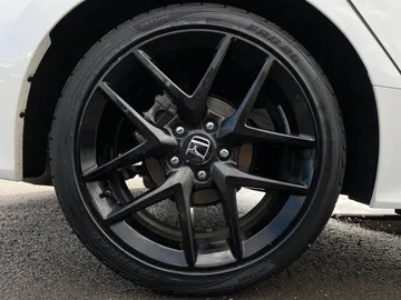 2024 Honda Civic - image 7