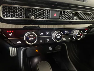 2024 Honda Civic - image 22