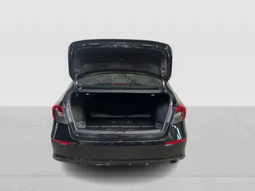 2024 Honda Civic - image 13