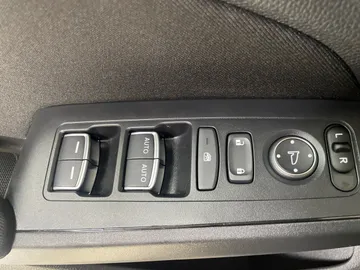 2024 Honda Civic - image 24