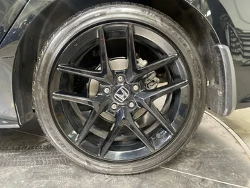 2024 Honda Civic - image 7
