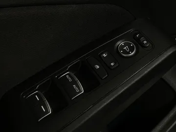 2022 Honda Civic - image 21