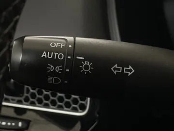 2022 Honda Civic - image 17