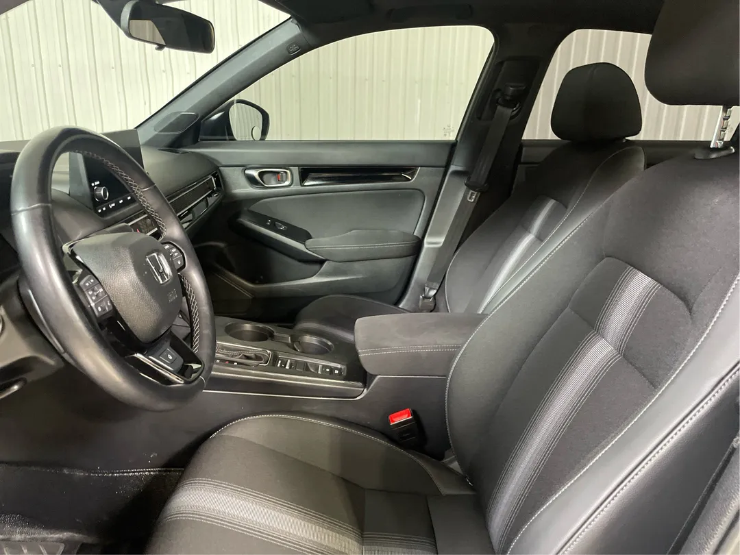 2025 Honda Civic Hybrid — photo 3
