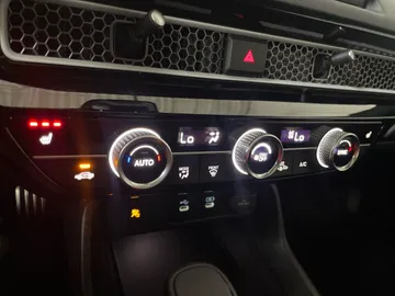 2025 Honda Civic Hybrid - image 23