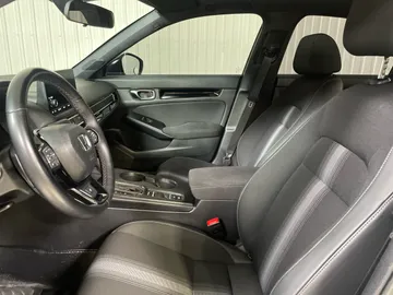 2025 Honda Civic Hybrid - image 3