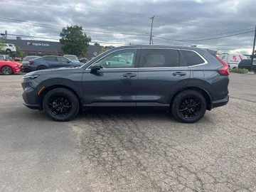 2023 Honda CR-V - image 6